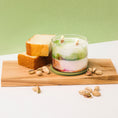 Load image into Gallery viewer, Pistachio Cream and Japanese Milk Bread Candle
